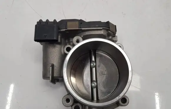 Mercedes-Benz E W213 Throttle valve