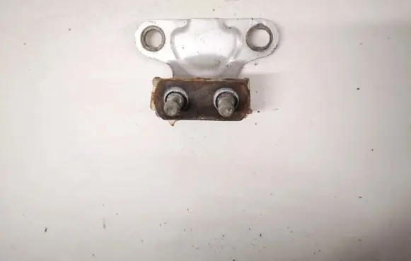 Toyota Avensis T270 Tailgate/trunk/boot hinge