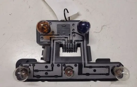 Opel Tigra A Tail light bulb cover holder