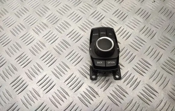 BMW 1 F20 F21 Head unit multimedia control 033623101