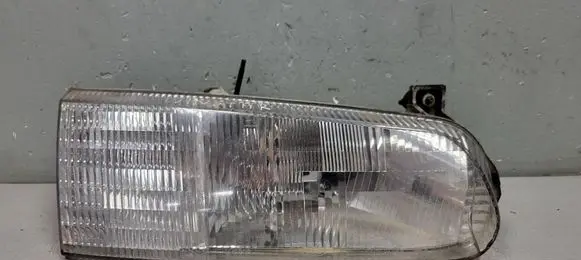 Ford Windstar Headlight/headlamp 