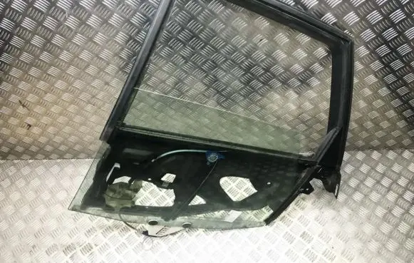 Audi A3 S3 8L Sliding door window regulator with motor 8l4839753