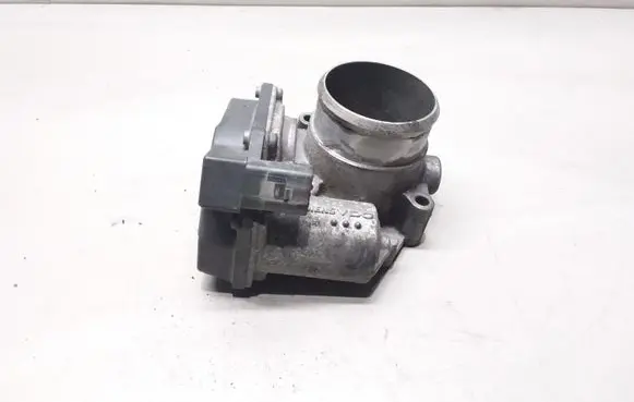 Audi A4 S4 B7 8E 8H Throttle valve 06F133062G