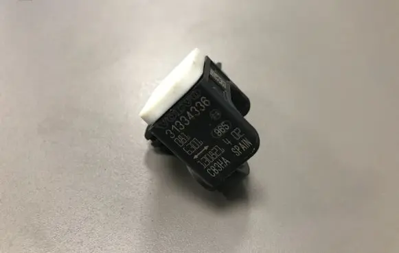 Volvo S60 Airbag deployment crash/impact sensor 31334336