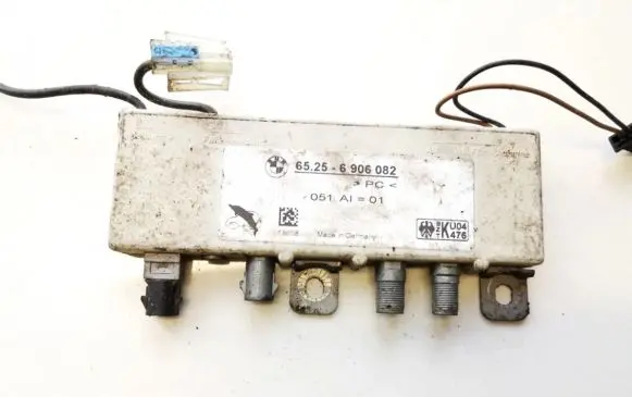 BMW 5 E39 Antenna control unit 65256906082 65.25-6906082