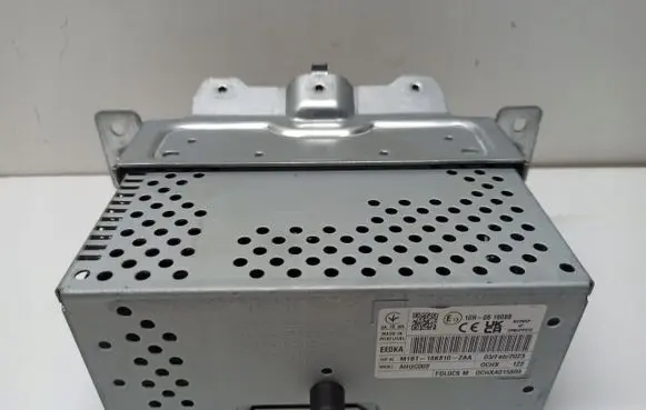 Ford Puma Radio/CD/DVD/GPS head unit 