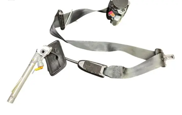 Renault Megane III Front seatbelt 4489710 B507744