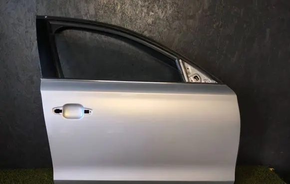 Audi A8 S8 D4 4H Front door