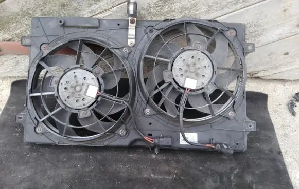 Volkswagen Sharan Radiator cooling fan shroud 7M3121207B YM218147AB 7M3121203