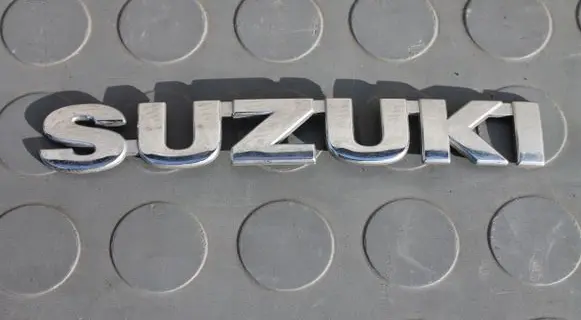 Suzuki Vitara (LY) Manufacturers badge/model letters ZNAKSUZUKITKVITARA