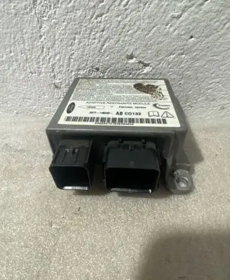 Ford Mondeo Mk III Airbag control unit/module 3S7T14B056 ABCD132 460922278303044