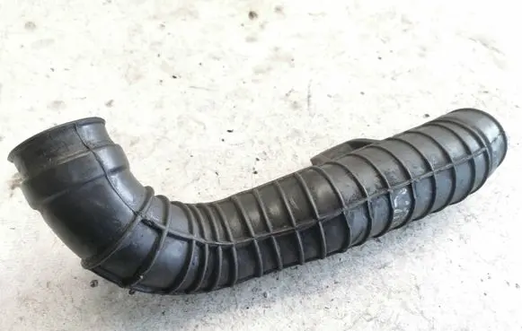 Mercedes-Benz Vito Viano W639 Air intake hose/pipe A6380941382