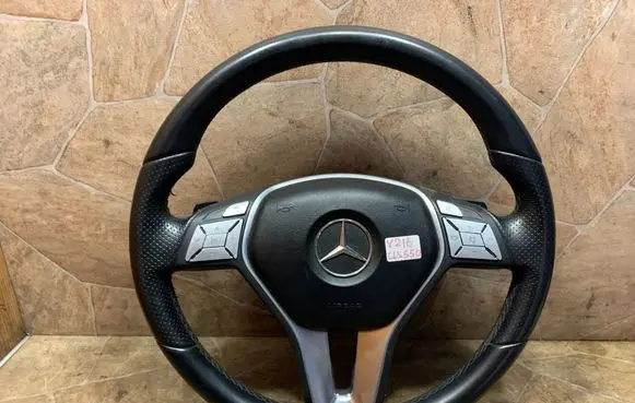 Mercedes-Benz CLS C218 X218 Steering wheel 