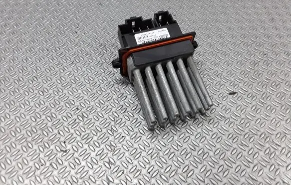 Chrysler Pacifica Heater blower motor/fan resistor 05061587AA