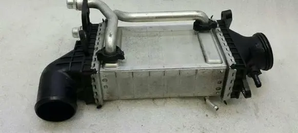 Mercedes-Benz C W205 Intercooler radiator A2740900414