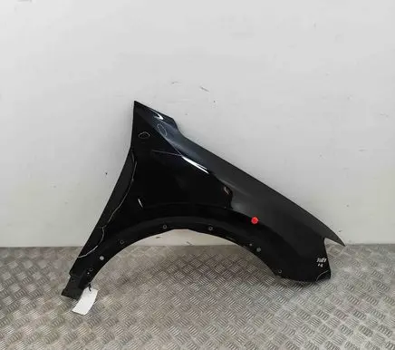 Audi Q2 - Fender 81A821470