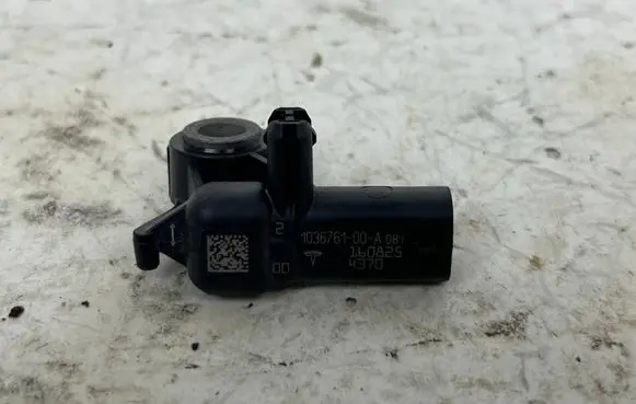 Airbag deployment crash/impact sensor