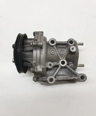 Mitsubishi Outlander Water pump