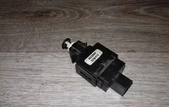 Volvo S60 Brake pedal sensor switch 8622064