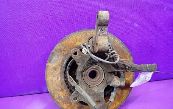 Audi Coupe Front wheel hub spindle knuckle 