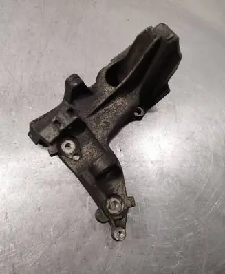 Peugeot 3008 I Generator/alternator bracket 9685991680