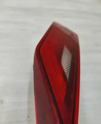Tailgate rear/tail lights