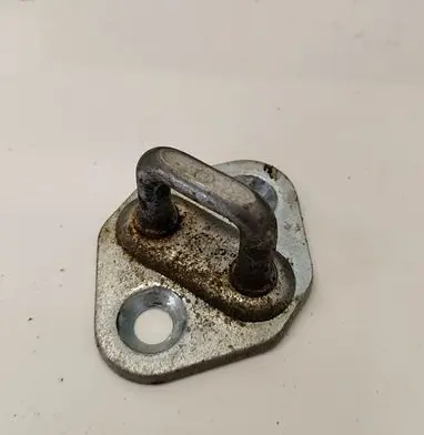 Toyota Corolla Verso E121 Front door lock loop/hook striker 