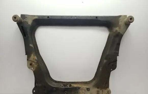 Nissan Juke I F15 Front subframe