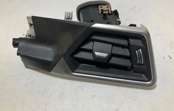 BMW 3 G20 G21 Dashboard air vent grill cover trim 5A3B8D0 539259 20012023