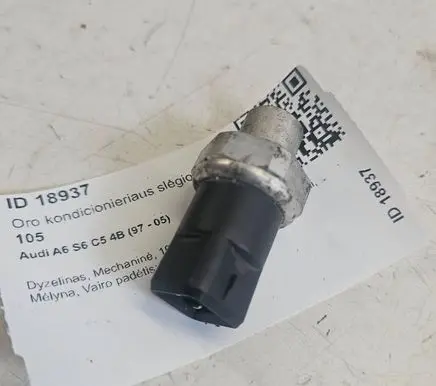 Audi A6 S6 C5 4B Air conditioning (A/C) pressure sensor 8D0959482B