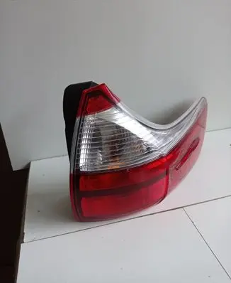 Toyota Sienna XL30 III Rear/tail lights AIP2ST15
