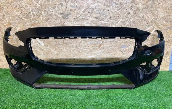 Volvo V60 Front bumper 31690589