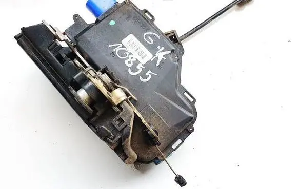 Skoda Octavia Mk2 (1Z) Rear door lock 7L0839015