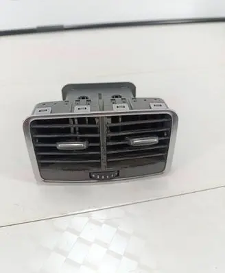 Audi A6 S6 C6 4F Rear air vent grill 4F0819203B