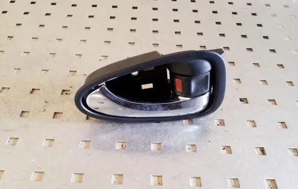 Toyota Avensis T270 Rear door interior handle 6920505050