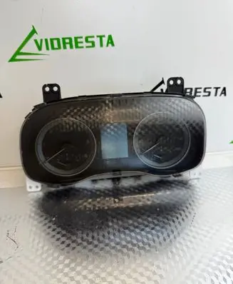 Speedometer (instrument cluster)