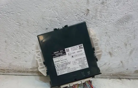 Lexus GS 250 350 300H 450H Door central lock control unit/module 8999030300