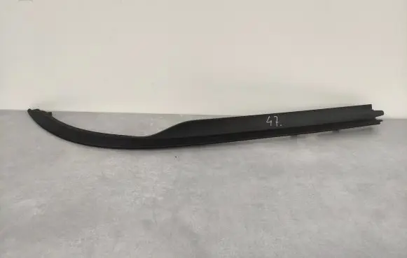 Peugeot 206+ Front bumper lip 9686666877