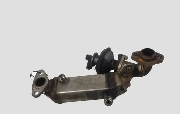 BMW 1 E81 E87 EGR valve cooler 780518908