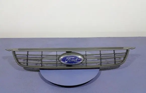 Ford Focus C-MAX Front grill 8M518200BE