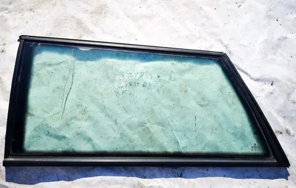 Volkswagen PASSAT B5 Rear side window