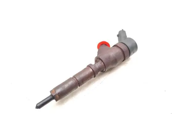 Fuel injector