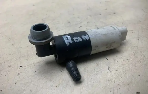 Land Rover Range Rover Sport L320 Headlight washer pump 182656 21705