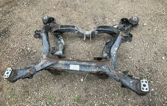 Audi Q7 4L Rear subframe 7L0500041 34241936 ED009272