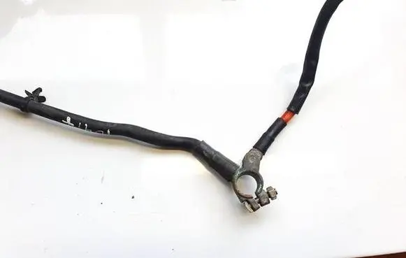 Volkswagen PASSAT B5 Positive cable (battery) 