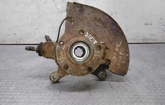 Peugeot 607 Front wheel hub spindle knuckle