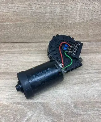 Mercedes-Benz E W210 Wiper motor 0390241420 1395106