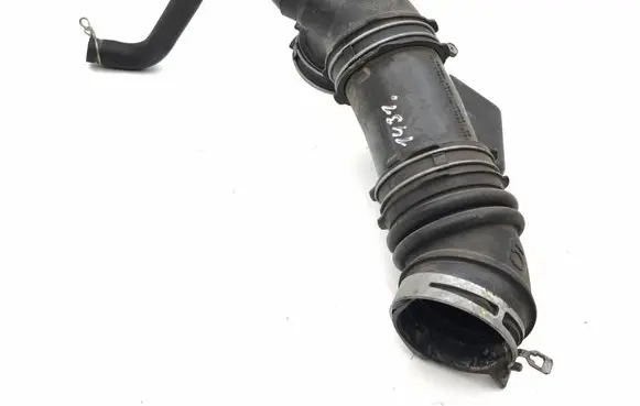 Toyota Prius (XW30) Air intake duct part 1789437010 1788037100