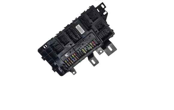 Ford Mustang VI Fuse module FR3T15604BH FR3T15604