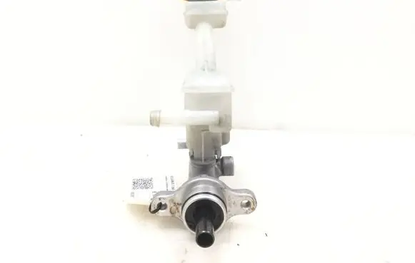Nissan X-Trail T30 Master brake cylinder 
